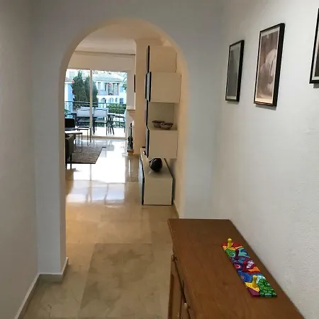 Marbella - Frontline Apartman *